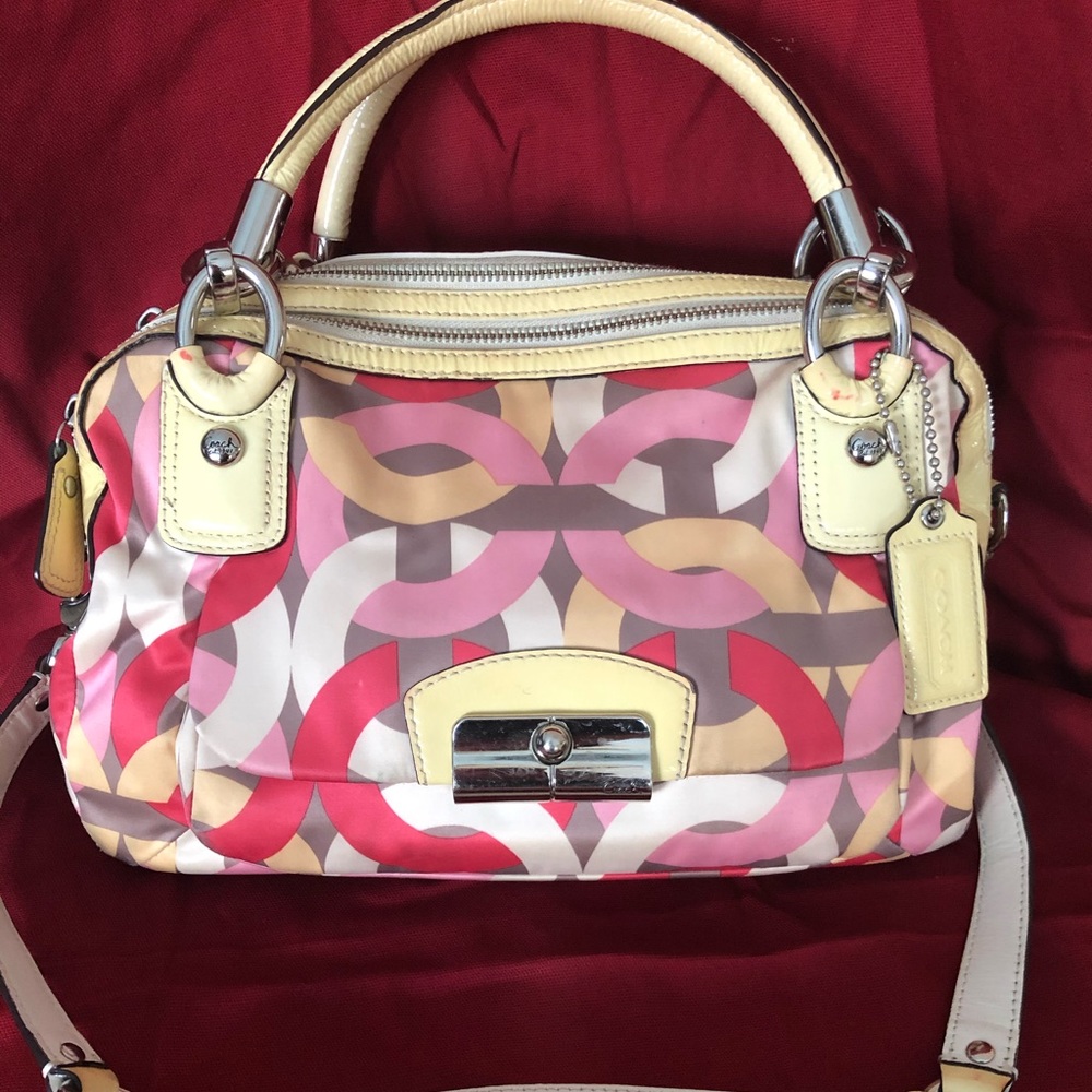 Coach shoulder bag with matching valet